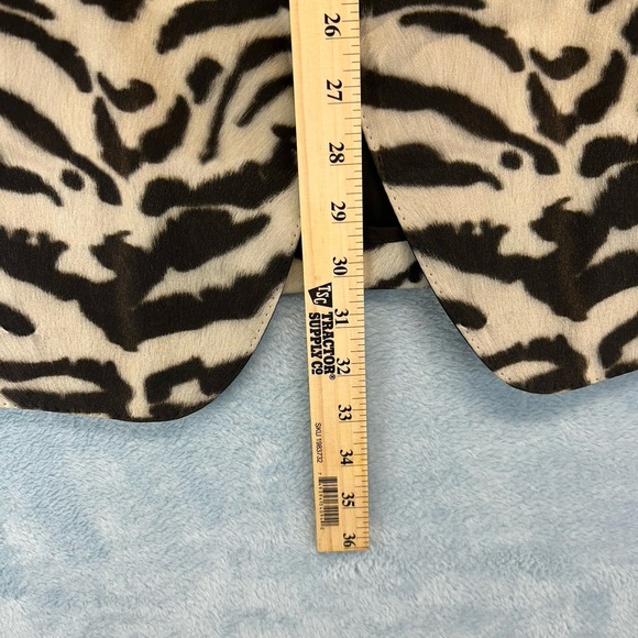 Dolce‎ & Gabbana Zebra Print Suit Jacket-Check Photos/Measurements For Size - Picture 12 of 16